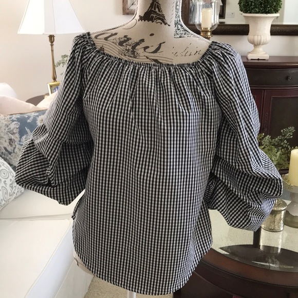 Kontrol Contemporary Tops - Cute black and white checked top